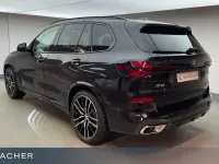Neu BMW X5 Performance 352 PS (258 kW) 2026 Saphirschwarz metallic SUV