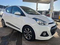 Gebraucht Hyundai i10 Style 67 PS (49 kW) 2016 Weiß Kleinwagen