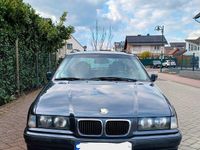 Gebraucht BMW 318 116 PS (85 kW) 1998 Grau Kombi
