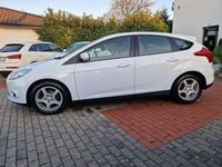 Gebraucht Ford Focus Trend 105 PS (77 kW) 2011 Weiß Limousine