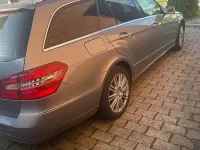 Gebraucht Mercedes E250 204 PS (150 kW) 2011 Grau Limousine