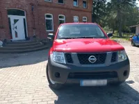 Gebraucht Nissan Navara 190 PS (139 kW) 2013 Rot Pickup