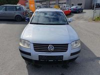 Gebraucht VW Passat 102 PS (75 kW) 2004 Blau Kombi