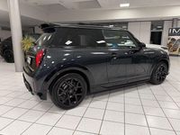 Gebraucht Mini John Cooper Works 156 PS (114 kW) 2024 Grau Kleinwagen