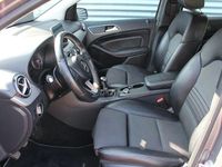 Gebraucht Mercedes B200 Business 156 PS (114 kW) 2016 Grau Kleinwagen