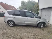 Gebraucht Ford S-MAX Titanium 140 PS (102 kW) 2008 Silber Van / Kleinbus