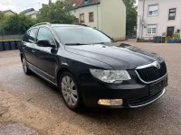 Gebraucht Skoda Superb Elegance 170 PS (125 kW) 2011 Schwarz Kombi