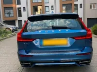 Gebraucht Volvo V60 190 PS (139 kW) 2026 Blau Kombi