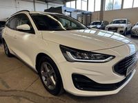 Gebraucht Ford Focus Cool & Connect 120 PS (88 kW) 2022 Weiß Kombi