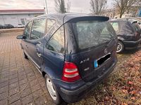 Gebraucht Mercedes A170 95 PS (69 kW) 2002 Blau Kleinwagen