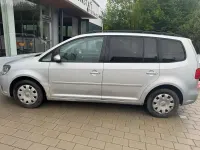 Gebraucht VW Touran 105 PS (77 kW) 2010 Grau Van / Kleinbus