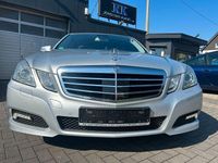 Gebraucht Mercedes E220 Avantgarde 170 PS (125 kW) 2010 Silber Limousine