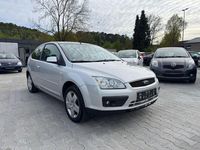 Gebraucht Ford Focus Style 101 PS (74 kW) 2007 Silber Limousine