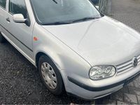 Gebraucht VW Golf III 101 PS (74 kW) 1998 Silber Kleinwagen