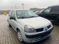 Gebraucht Renault Clio II Authentique 58 PS (42 kW) 2004 Silber Limousine