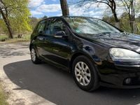 Usata VW Golf V 105 CV (77 kW) 2007 Nero Utilitaria