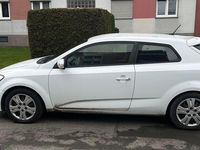 Gebraucht Kia ProCeed 128 PS (94 kW) 2010 Weiß Kleinwagen