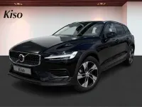 Gebraucht Volvo V60 CC Plus 197 PS (144 kW) 2023 717 onyx black metallic Kombi