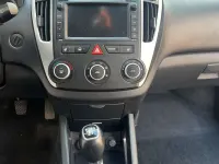 Gebraucht Kia Ceed Edition 7 90 PS (66 kW) 2012 Grau Kleinwagen
