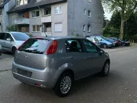 Gebraucht Fiat Grande Punto 77 PS (56 kW) 2009 Grau Kleinwagen