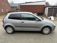 Gebraucht VW Polo 80 PS (58 kW) 2006 Grau Kleinwagen