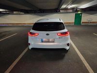 Gebraucht Kia Ceed 136 PS (100 kW) 2021 Weiß Kleinwagen
