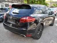 Gebraucht Porsche Cayenne 245 PS (180 kW) 2012 Schwarz SUV
