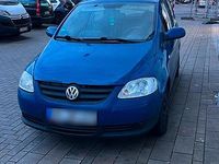 Second-hand VW Fox 75 CP (55 kW) 2006 Albastru Hatchback