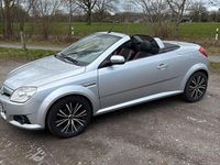 Gebraucht Opel Tigra 125 PS (91 kW) 2008 Silber Cabrio