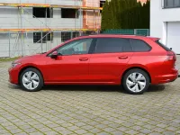Nowe VW Golf VIII 116 KM (85 kW) 2026 Czerwony Kombi