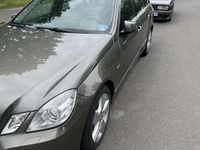 Gebraucht Mercedes E250 Avantgarde 204 PS (150 kW) 2010 Kombi