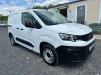 Gebraucht Peugeot Partner Premium 131 PS (96 kW) 2019 Blanc banquise Van / Kleinbus