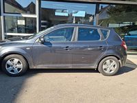 Gebraucht Kia Ceed 90 PS (66 kW) 2010 Grau Kleinwagen