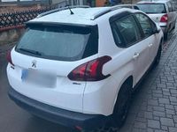 Gebraucht Peugeot 2008 82 PS (60 kW) 2016 Weiß SUV