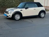 Usata Mini Cooper Cabriolet 114 CV (83 kW) 2009 Cabrio