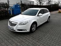 Gebraucht Opel Insignia 110 PS (80 kW) 2011 Weiß Kombi