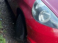 Gebraucht Honda Jazz 77 PS (56 kW) 2005 Rot Kleinwagen