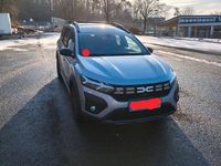 Gebraucht Dacia Jogger Extreme 110 PS (80 kW) 2023 Silber Van / Kleinbus