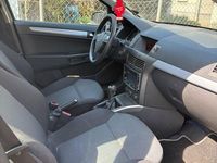 Gebraucht Opel Astra 105 PS (77 kW) 2006 Silber Limousine