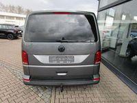 Gebraucht VW Caravelle Trendline 150 PS (110 kW) 2022 Grau Limousine
