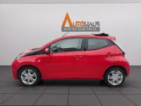 Gebraucht Toyota Aygo X-wave 69 PS (50 kW) 2015 Rot Kleinwagen