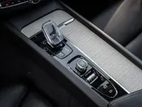 Gebraucht Volvo XC60 Inscription 235 PS (172 kW) 2021 Blau SUV