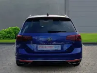 Gebraucht VW Passat Business 200 PS (147 kW) 2023 Lapiz blue metallic Kombi