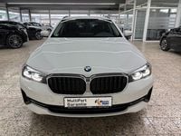 Gebraucht BMW 520 184 PS (135 kW) 2022 Weiß Limousine