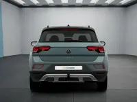 Gebraucht VW T-Roc 150 PS (110 kW) 2025 Blau SUV