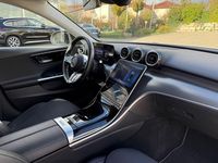 Gebraucht Mercedes C220 220 PS (161 kW) 2023 Weiß Limousine