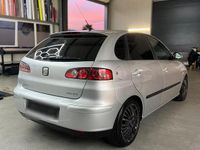 Gebraucht Seat Ibiza 101 PS (74 kW) 2002 Silber Kleinwagen