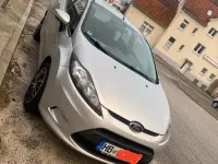 Gebraucht Ford Fiesta 60 PS (44 kW) 2011 Silber Limousine