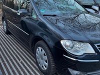 Gebraucht VW Touran 140 PS (102 kW) 2009 Schwarz Van / Kleinbus