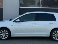 Gebraucht VW Golf VII LOUNGE 110 PS (80 kW) 2016 Weiß Limousine